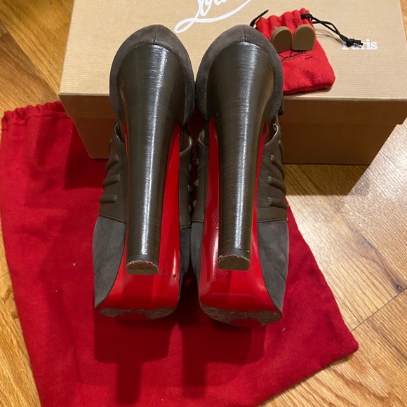 Pumps - Picture 5 of 8